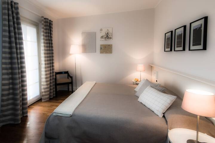 Room 4 of 23