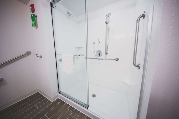 1 King Hearing Mobility Accessible Roll in Shower (6 of 11)