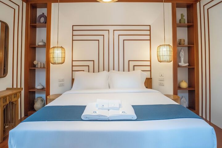 Room 33 of 145