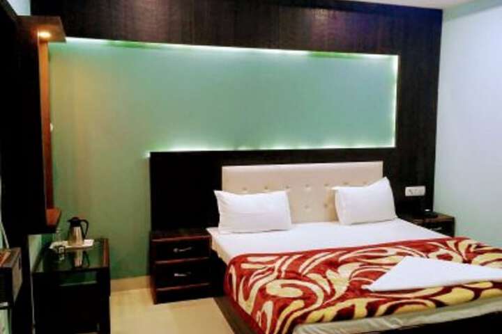 Hotel Utsav Residency