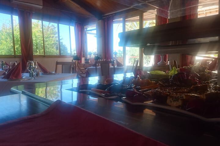 Dining 68 of 138