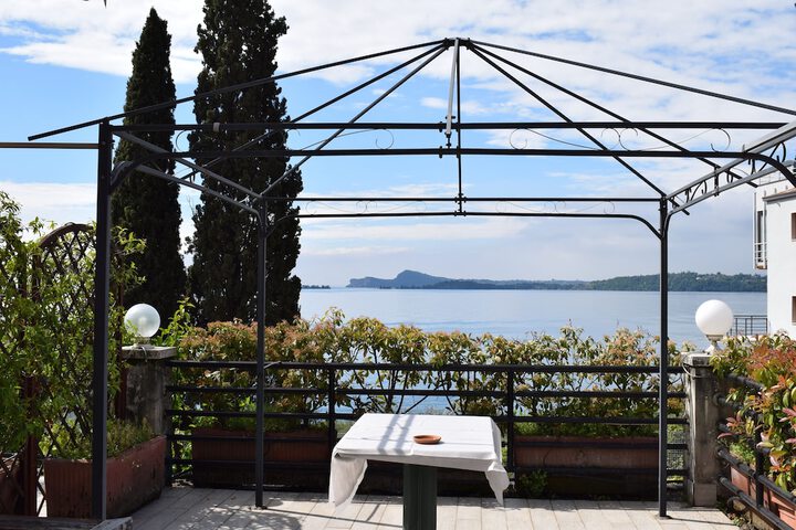 Terrace/Patio 19 of 41