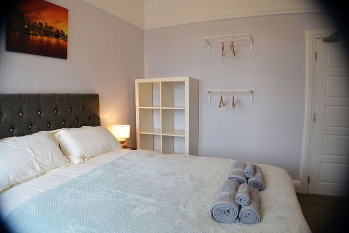 Room 25 of 46