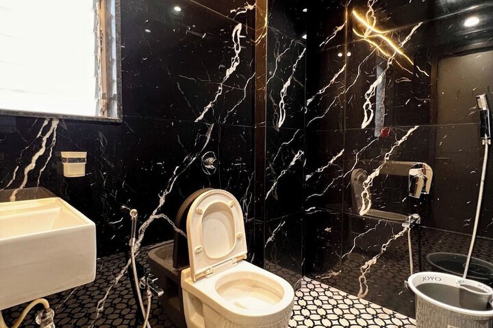 Boss 3BHK Pvt Pool by Stellar Stays in Mawal