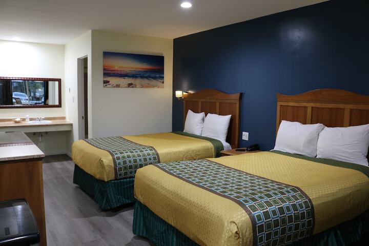 Double Premium King Bed (3 of 9)
