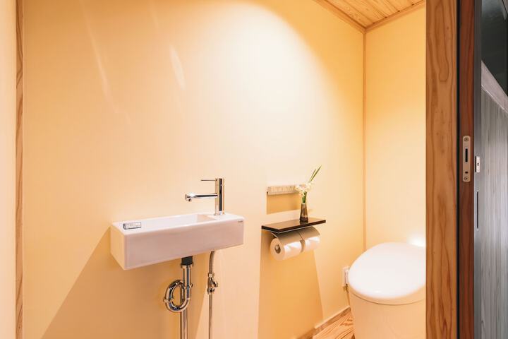 Room 5 of 41