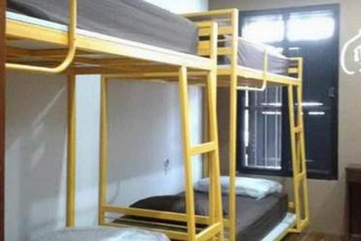 Room 12 of 31