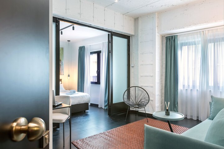 Room 21 of 72