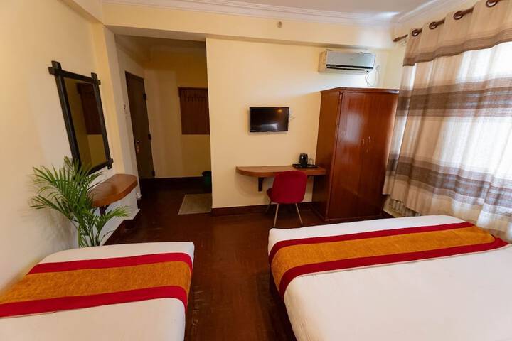 Room 34 of 61