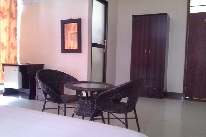Room 7 of 24