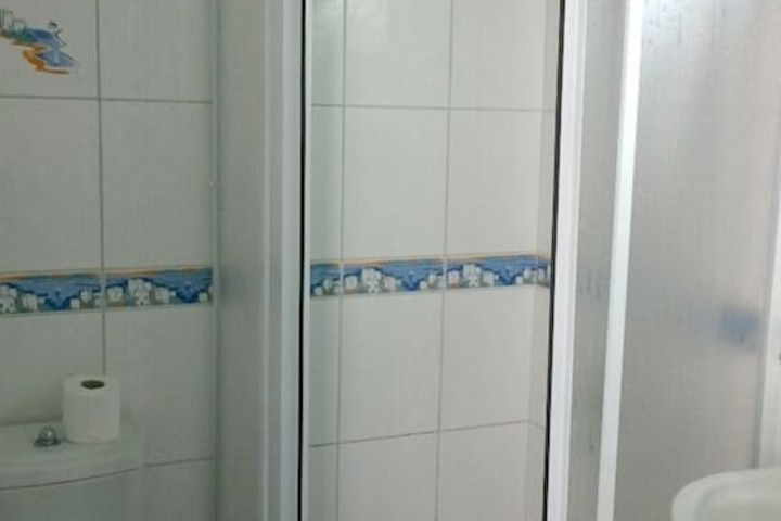 Room 12 of 15