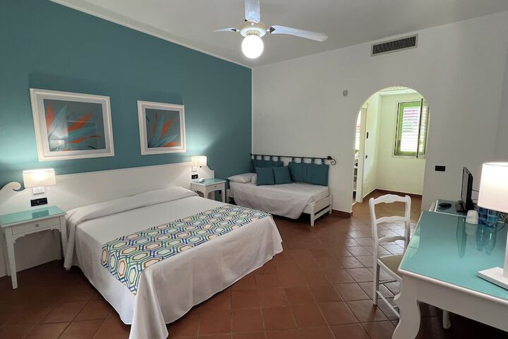 Room 6 of 21