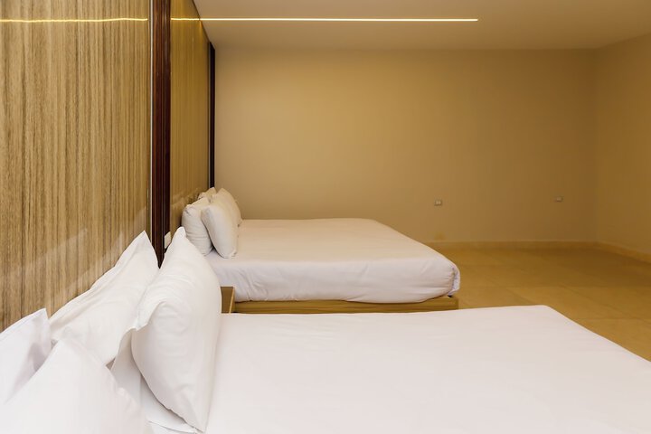 Room 142 of 284
