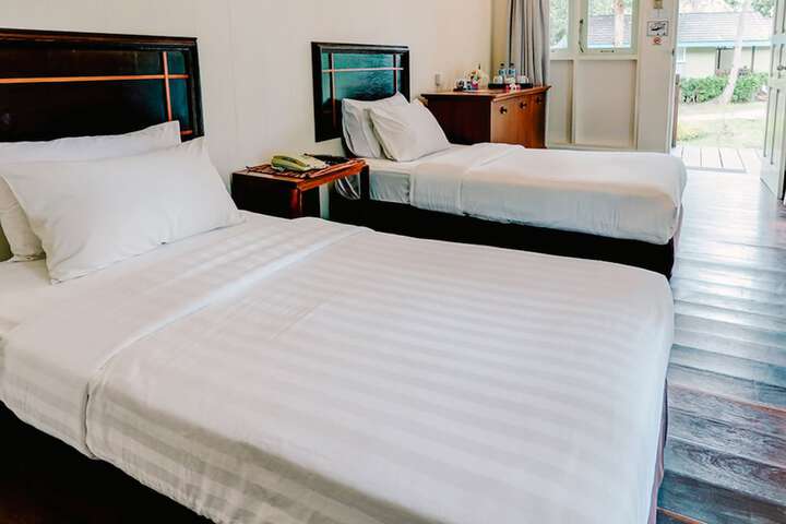 Room 3 of 114