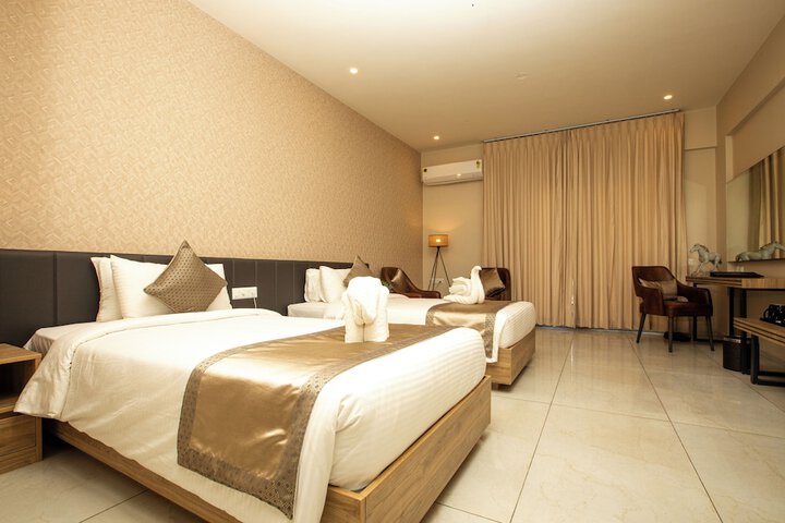 Room 15 of 97
