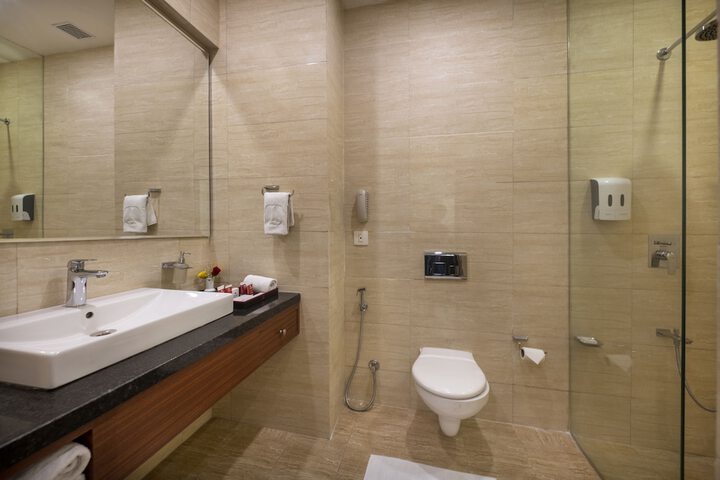 Room 16 of 21
