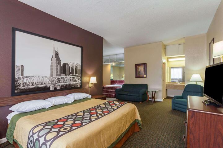 1 King Bed (16 of 19)
