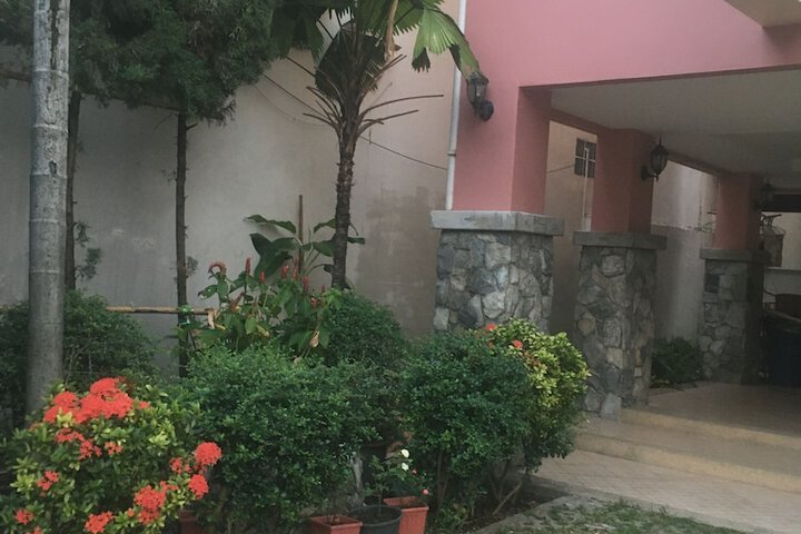 Hotel 75 of 86