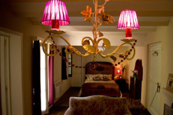 Room 44 of 90