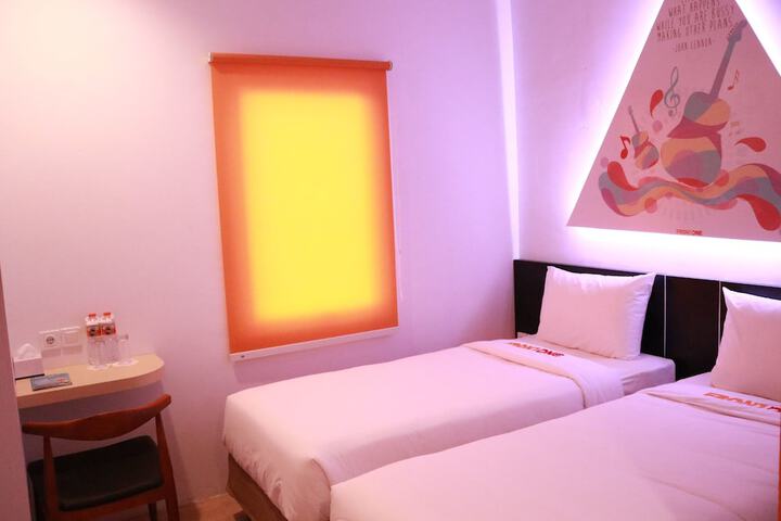 Room 5 of 22