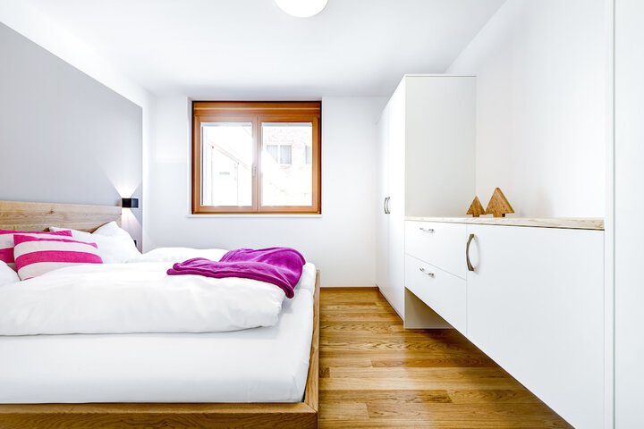 Room 6 of 71