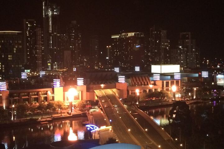 Entertainment 16 of 21