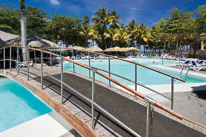 Pool Hotel
