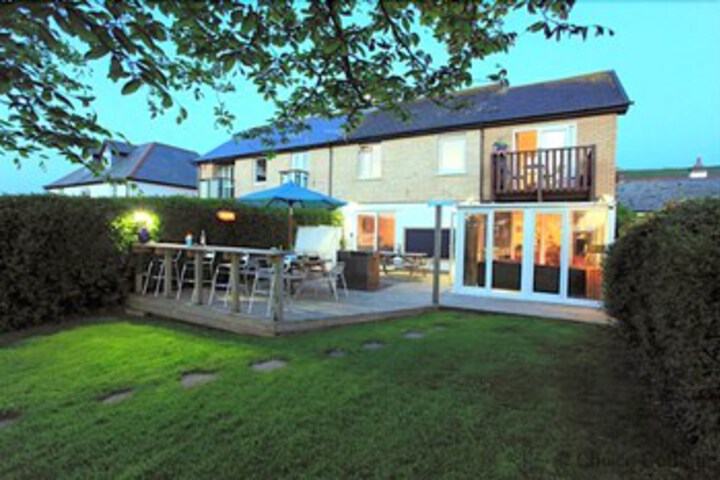Terrace/Patio 102 of 107