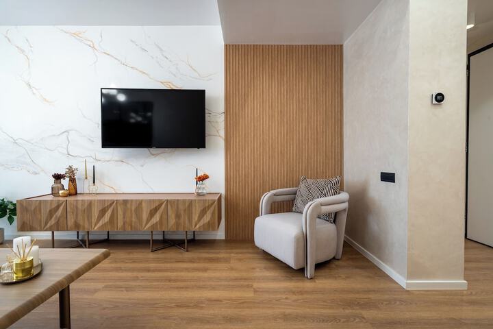 Room 120 of 552