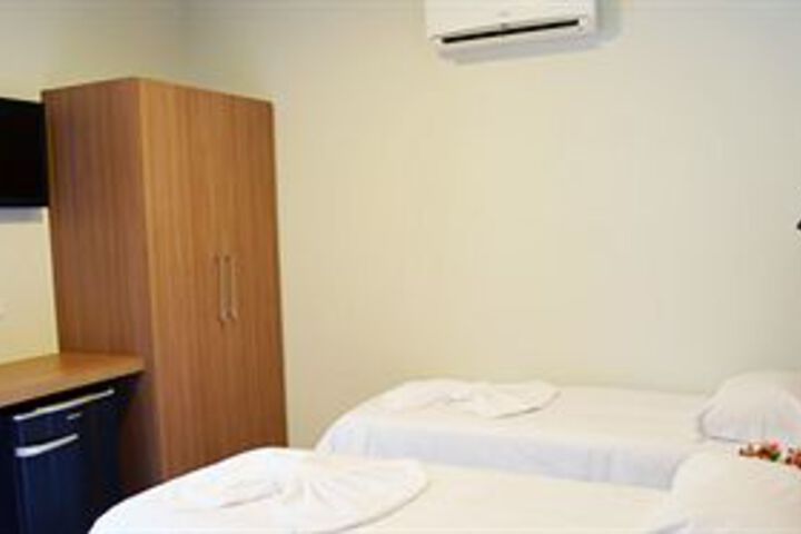 Room 14 of 23