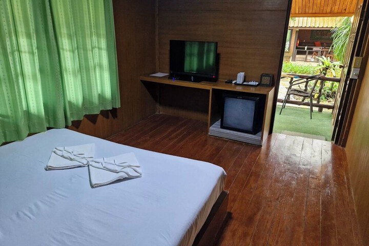 Room 13 of 125