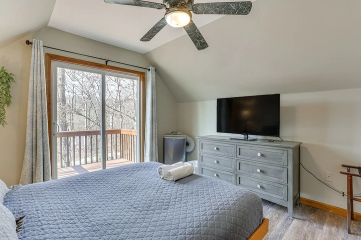 Room 3 of 30
