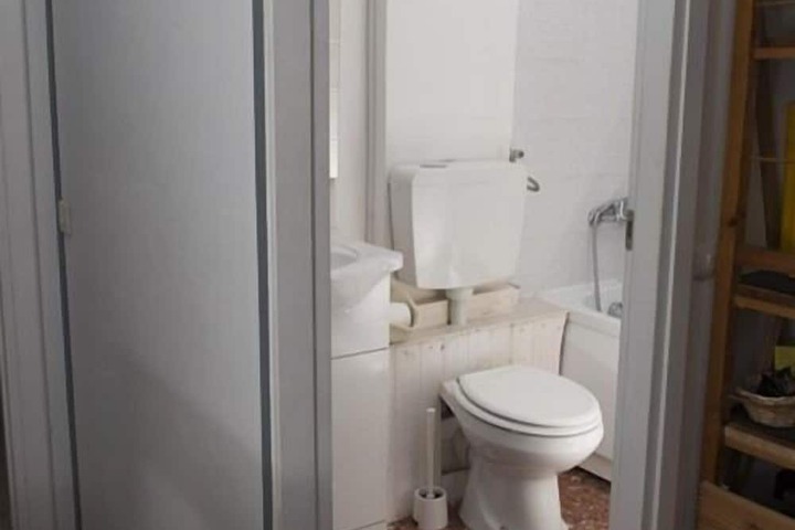 Clean Restrooms