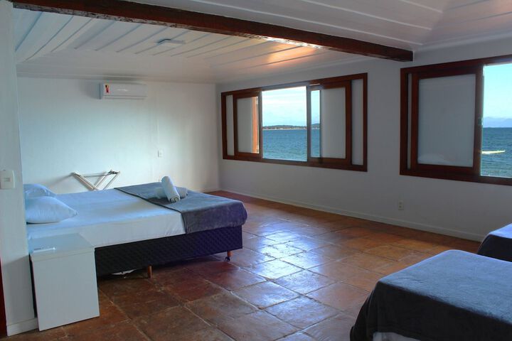 Room 6 of 45