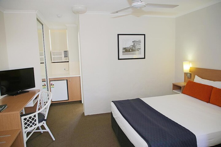Room 12 of 41