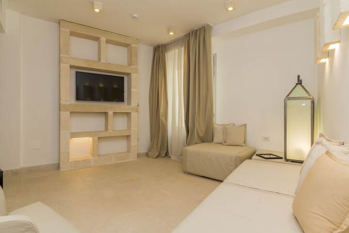 Room 17 of 63