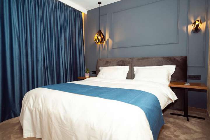 Room 21 of 47