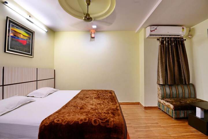 Room 16 of 20