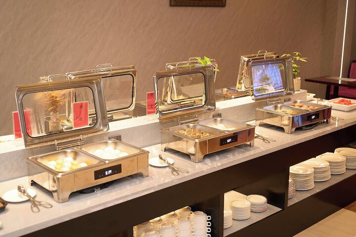 Breakfast/Coffee Service 84 of 95