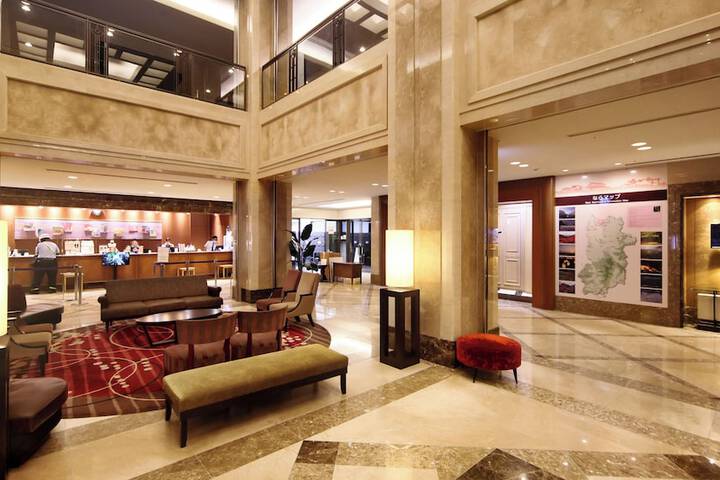 Hotel Interior 9 of 130