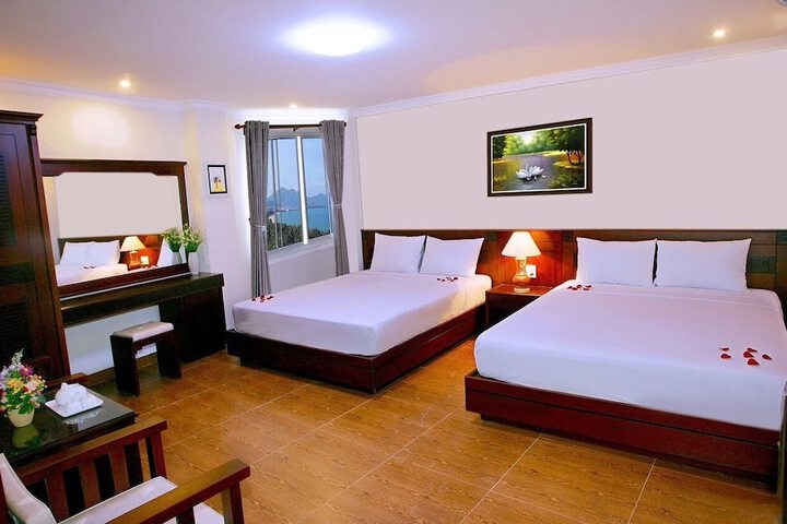 Room 17 of 23