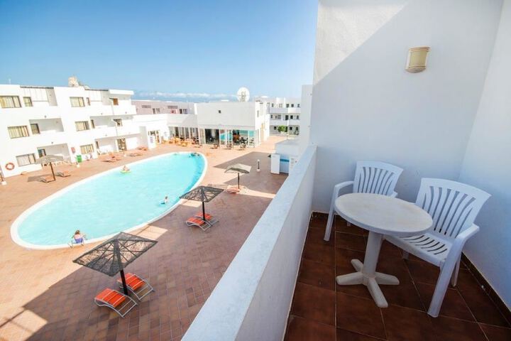 Pools & Facilities