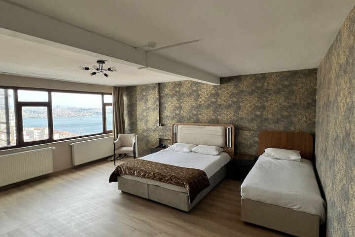 Room 11 of 67