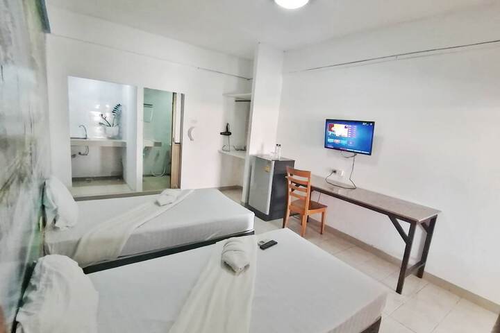 Room 42 of 97