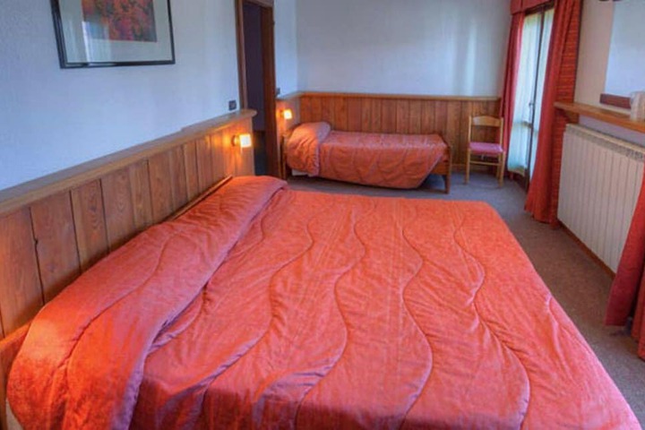Room 14 of 40