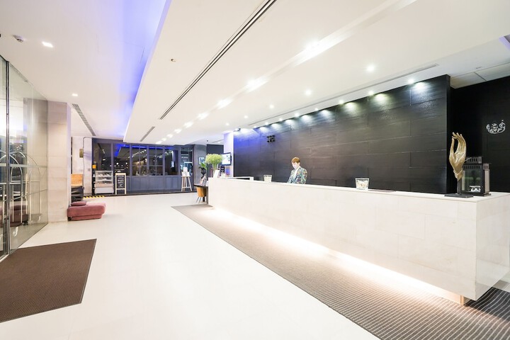 Lobby Photos