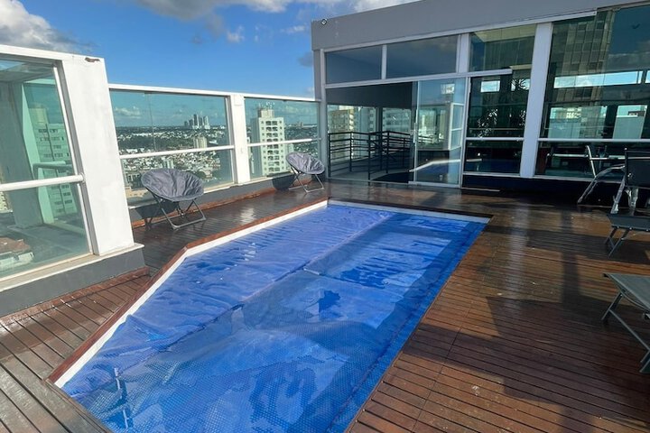 Pool Hotel