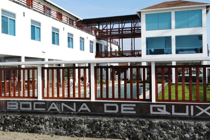 LA BOCANA