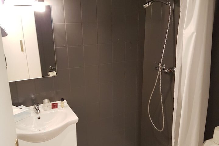Room 21 of 41