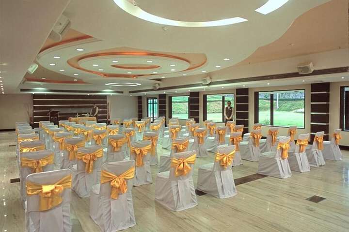 Ballroom/Hall 41 of 62